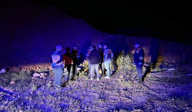 İznik'te kaçak kazı yapan defineciler göçük altında kaldı: 1 ölü
