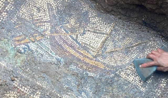 İznik'te Hz. İsa döneminden kaldığı iddia edilen mozaik bulundu