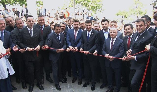 Ülkü Ocakları Bursa İl Başkanlığı yeni hizmet binası açıldı
