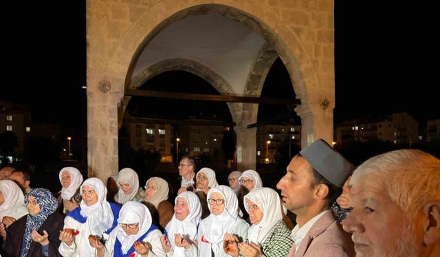 Edirne’de 76 kişilik hac kafilesi dualarla uğurlandı