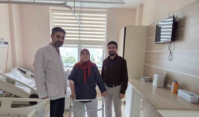 Geyve’de ilk kez kalça protezi ameliyatı yapıldı