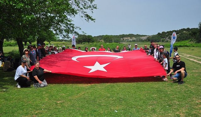 Marmara Adası’nda 150 kişi doğa için "Yeşil Adımlar" attı