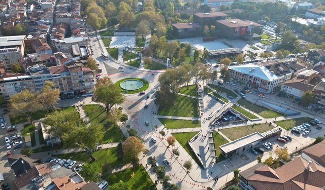 Durmuş'tan Şahin'e Botanik Park Cevabı