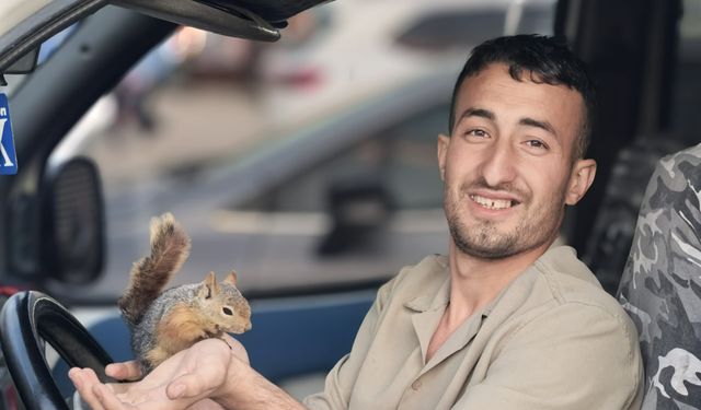 İnegöl'de peşini bırakmıyor! Beraber inşaatta çalışıyorlar