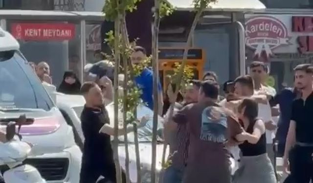 Bursa'da boks ringlerini aratmayan kavga