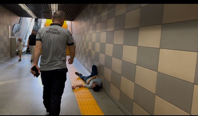 Bursa'da metro istasyonunda sızıp kaldı