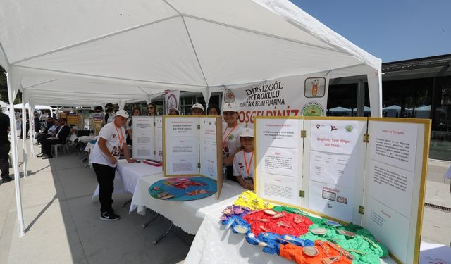 İnegöl Kent Meydanı “TÜBİTAK Bilim Fuarı Festivaline” Ev Sahipliği Yaptı