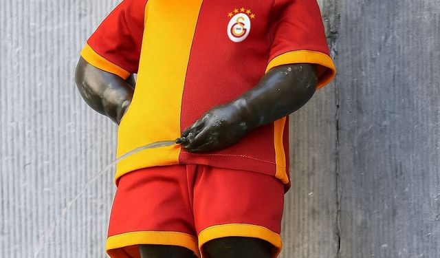 Galatasaray’ın 5 yıldızlı forması, 406 yıllık Manneken Pis heykeline giydirilecek