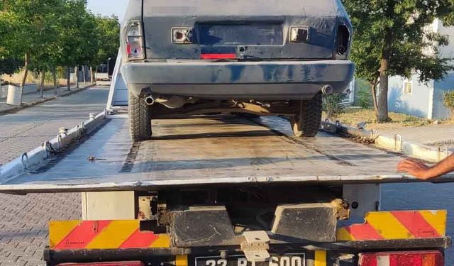 Keşan’da plakasız trafiğe çıkan çekme belgeli otomobil sürücüsüne 18 bin 534 TL ceza