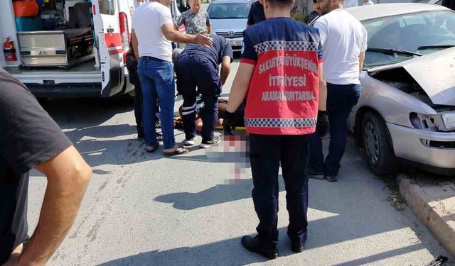 Kontrolden çıkan otomobil, elektrik direğine çarptı: 1 yaralı
