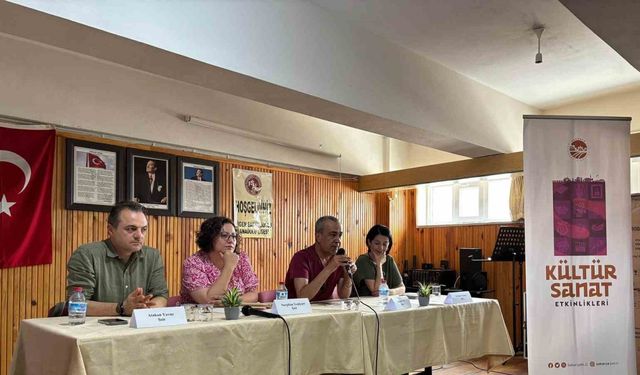 Şiirin en güzel dizeleri liselere taşındı: Şairler Sakarya’da öğrencilerle buluştu