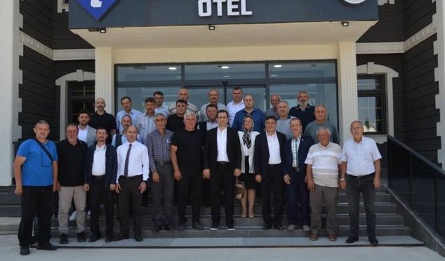 Söğüt muhtarlarından Kaymakam Tuncer’e veda yemeği