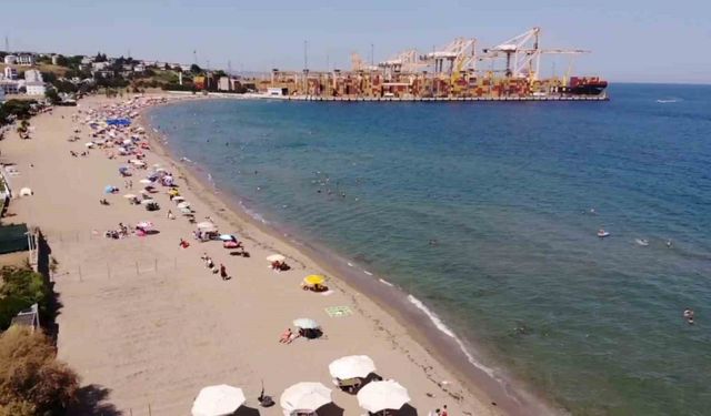 Tekirdağ’da bayramda plajlar doldu taştı