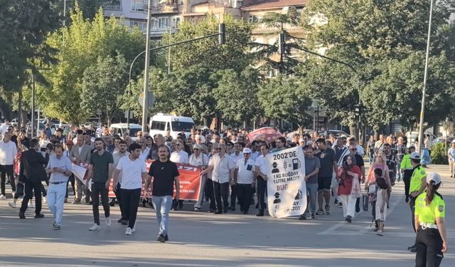 İnegöl'de tencere tavalarla tepki gösterdiler