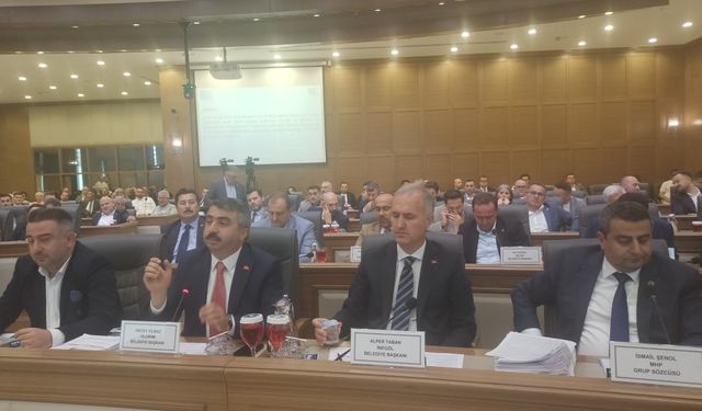 Bursa Büyükşehir Meclisi'nde BUSKİ gerginliği!