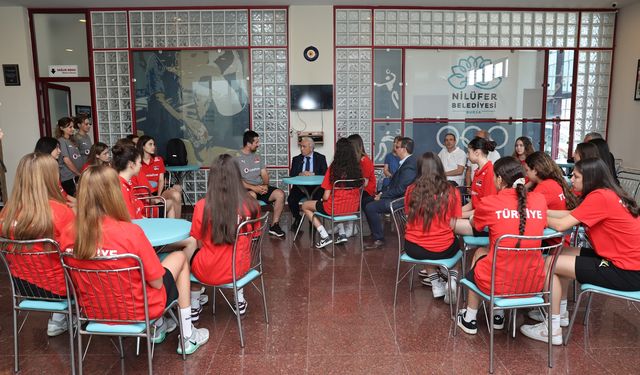 Şampiyonluk Yolunda Moral Buluşması
