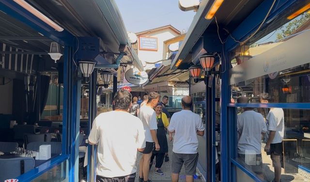 Bursa'nın ünlü  sokağında birçok işletme mühürlendi