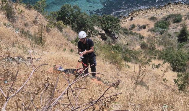 Tekirdağ’da uçurumdan düşen yaralı genç bulundu