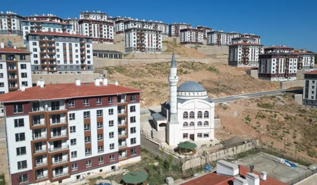 İNEGÖL’DE 502 TOKİ KONUTUNUN KURASI ÇEKİLDİ