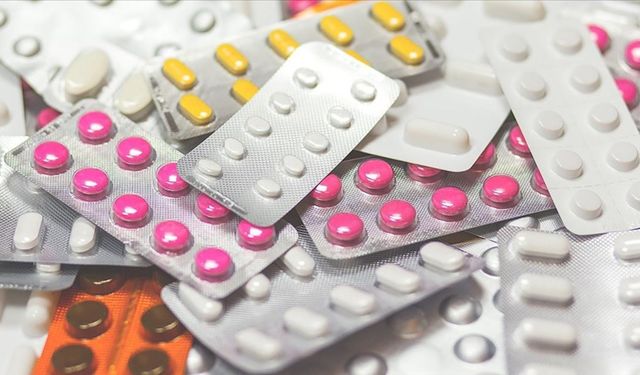 İlaç şirketlerine fiyat düşürmeleri için tehdit!
