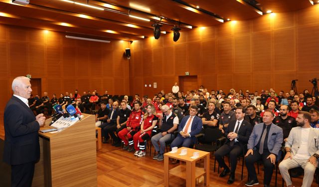 Başkan Bozbey’den alev savaşçılarına teşekkür