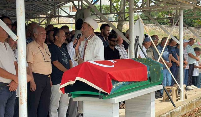 21 gün önce evlenen ve vurgun yiyerek hayatını kaybeden dalgıç son yolculuğuna uğurlandı