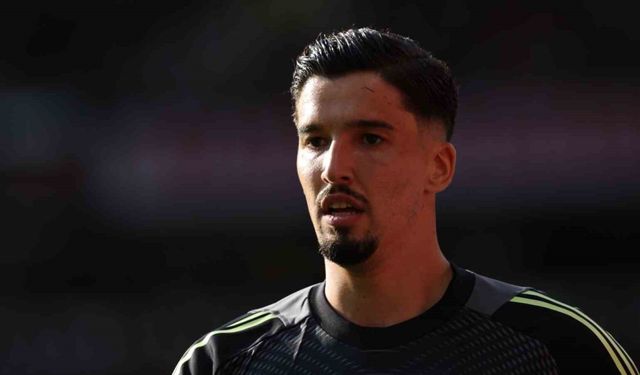 Arsenal, Manchester United deplasmanında tek golle güldü