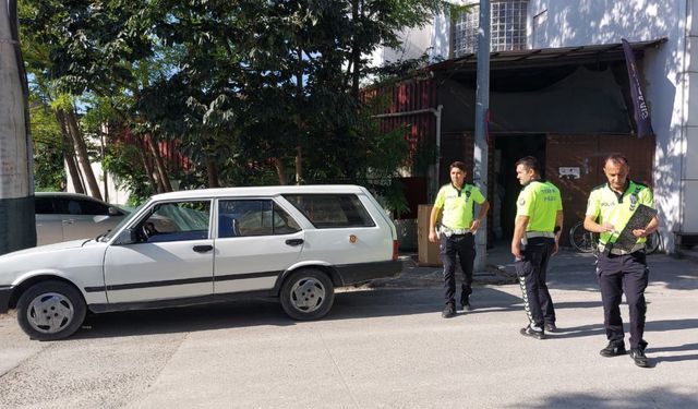 Çekme belgeli otomobil, başka bir araç plakasıyla yakalandı