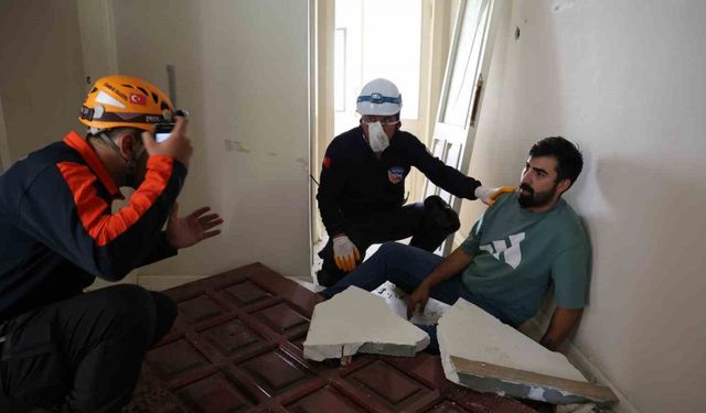 İstanbul’da gerçeği aratmayan deprem tatbikatı