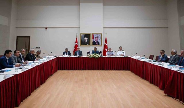Kocaeli’de 2 suç çetesi çökertildi
