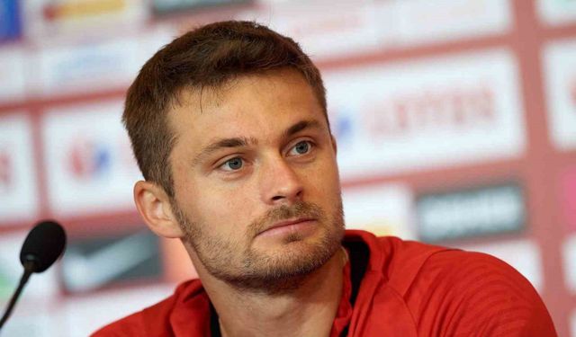 Polonyalı futbolcu Karol Linetty, Kocaelispor için Türkiye’de