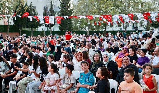 Rafadan Tayfa: Hayrimatör filmi izleyicilerle buluşuyor