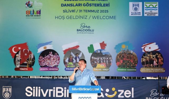 Uluslararası halk dansları gösterileri Silivri’de renkli görüntülere sahne oldu