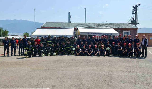 Bursa İtfaiyesinden Gerçeğini Aratmayan Tatbikat