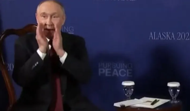 Putin'den gazetecinin sivil katliam sorusuna yanıt: Seni duymuyorum