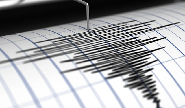 Balıkesir'de deprem durmuyor! Bursa'dan da hissedildi