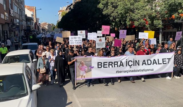 İnegöl'de Berra için adalet yürüyüşü düzenlendi