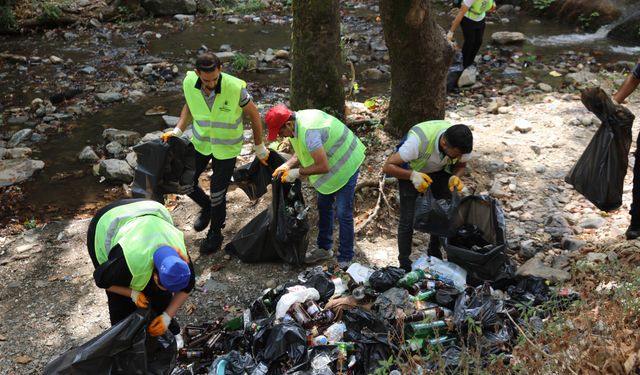 Bursa'da temizlik harekatı sürüyor