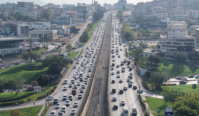 Bursa trafiğinde yoğunluk yaşandı