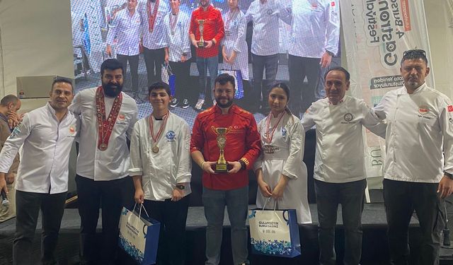 Lise öğrencileri, mutfaktaki hünerlerini sergiledi