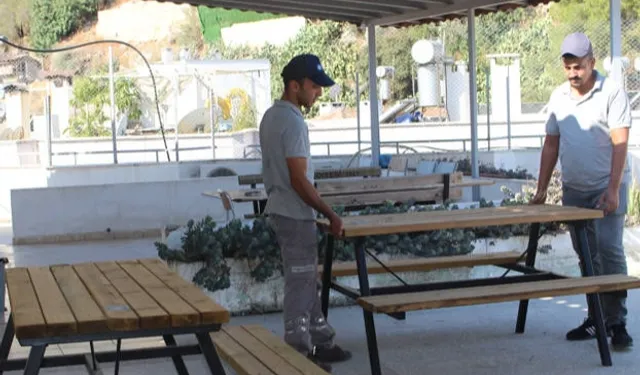 Antalya’da okullara ve mahallelere bank ve piknik masası desteği
