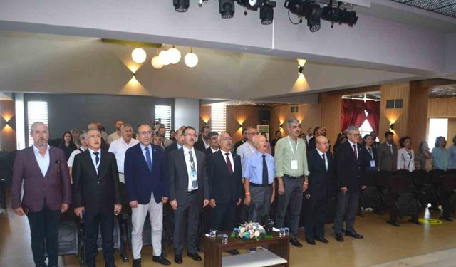 13. Ulusal 4. Uluslararası Veteriner Anatomi Kongresi Ayvalık’ta başladı