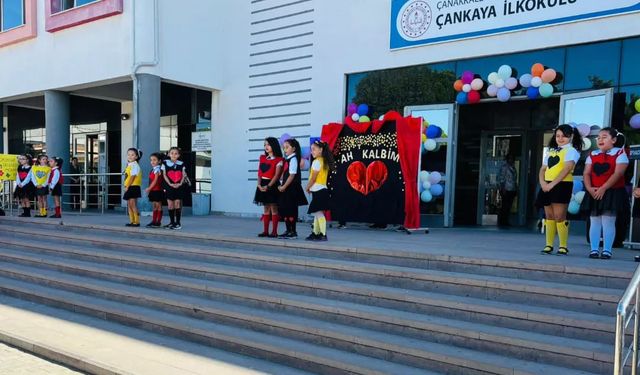 Ayvacık’ta İlköğretim Haftası kutlandı