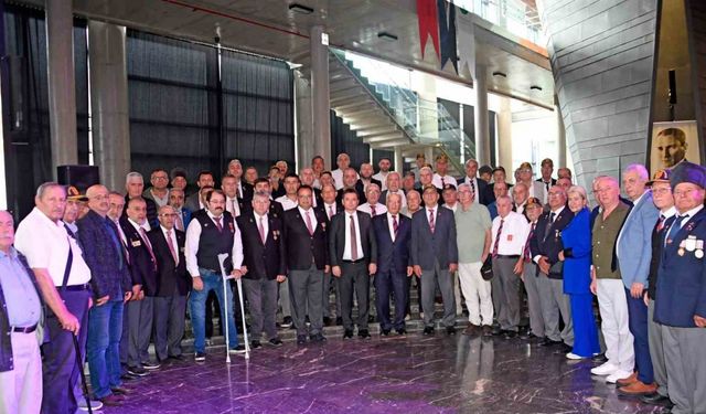 Başkan Aydın: "Onların sayesinde bayrağımız dalgalanıyor, ezanımız susmuyor"