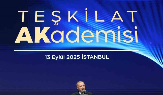 Cumhurbaşkanı Erdoğan’dan Özgür Özel’e tepki: "Manavgat’ta balya balya dolarları, altınları nasıl açıklayacak"