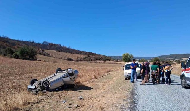 Gelibolu’da kontrolden çıkan otomobil tarlaya girdi: 2 yaralı