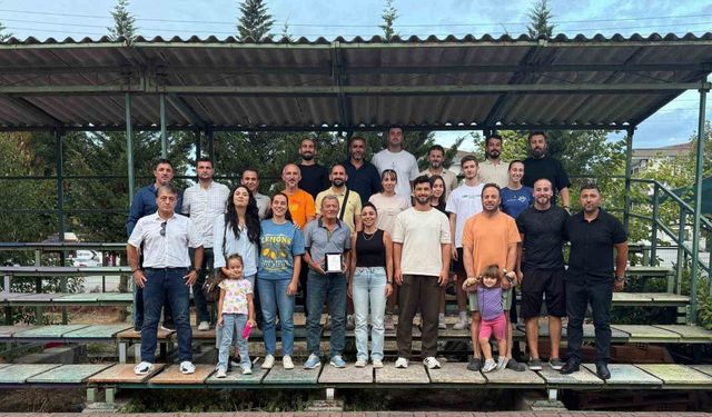 Kenan Bektaş sporcularıyla buluştu