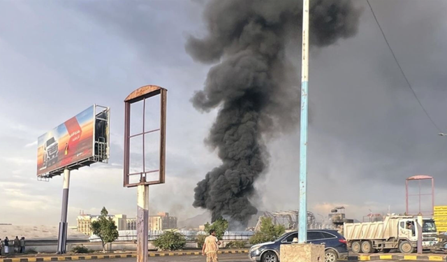 İsrail, Yemen'deki Husileri hedef alan hava saldırıları başlattı!