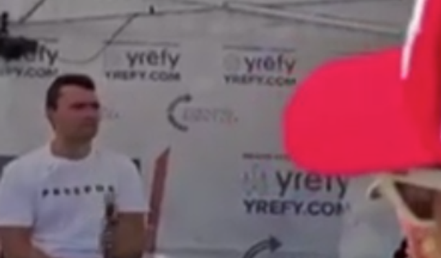 ABD'de üniversitede konuşma yapan sağcı aktivist Charlie Kirk'e silahlı saldırı