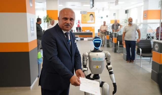 İnsansı robot nüfusa kaydettirildi! Türkiye'de bir ilk